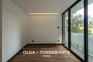 Casa en Condominio La Herradura, Zona 13 — Casa en Venta en Zona 13, Guatemala, Ciudad — miniatura 3 de 17