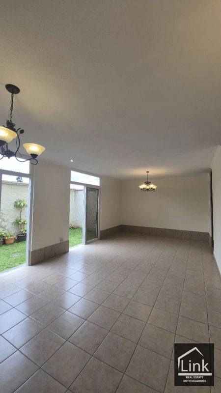 Casa en Venta zona 7 MIXCO ALTOS DEL ENCINAL II - 6