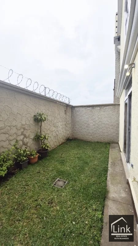 Casa en Venta zona 7 MIXCO ALTOS DEL ENCINAL II — Casa en Venta en Zona 7 Mixco, Guatemala, Ciudad — foto 6 de 10
