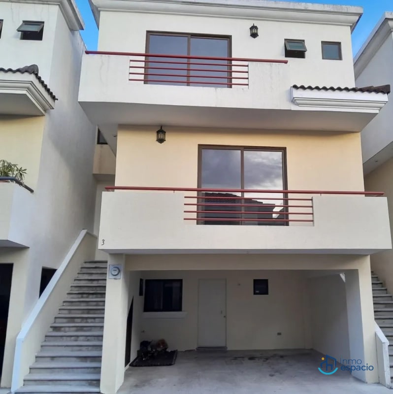 Casa en Venta- Zona 4 de Mixco, Vistas del Naranjo 1 - 12