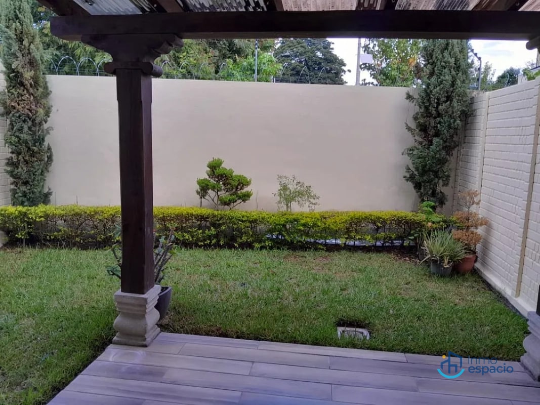 Casa en Venta- Zona 4 de Mixco, Vistas del Naranjo 1 - 6