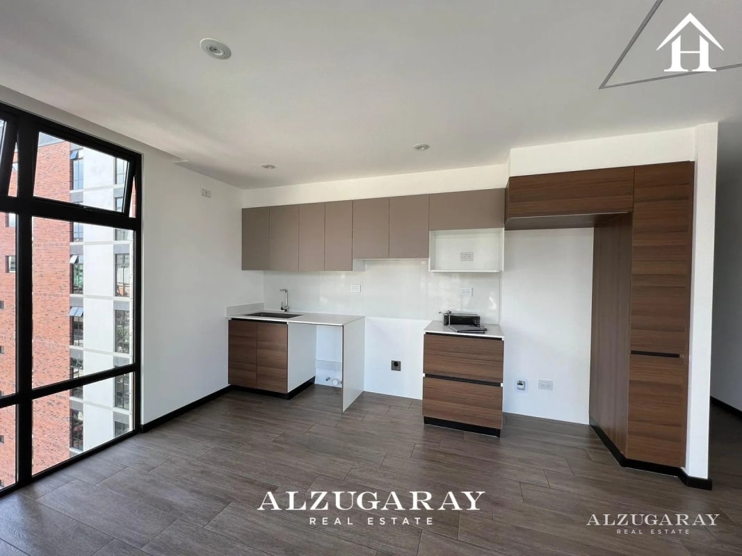 APTO NIVEL ALTO C/ VISTA 2 HAB. / EDIFICIO IQ10 Z.10 — Apartamento en Venta en Zona 10, Guatemala, Ciudad — foto 9 de 10