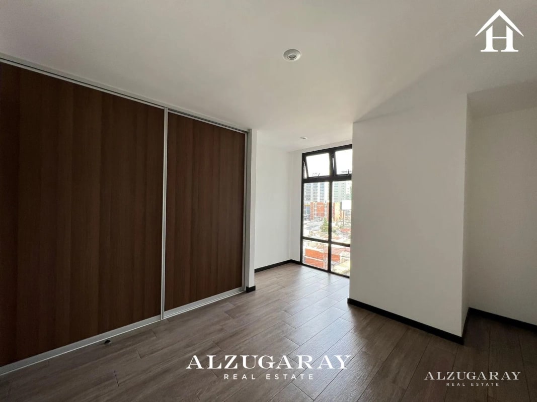 APTO NIVEL ALTO C/ VISTA 2 HAB. / EDIFICIO IQ10 Z.10 — Apartamento en Venta en Zona 10, Guatemala, Ciudad — foto 7 de 10