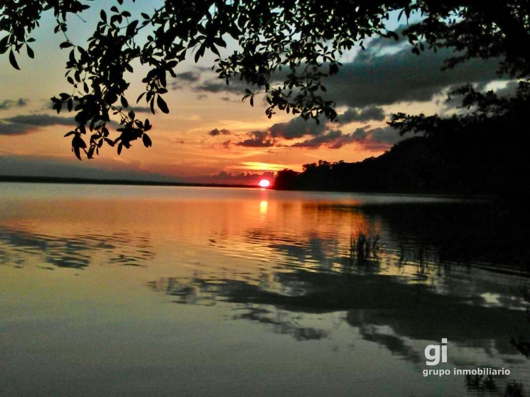 Hotel en venta en Peten - 1