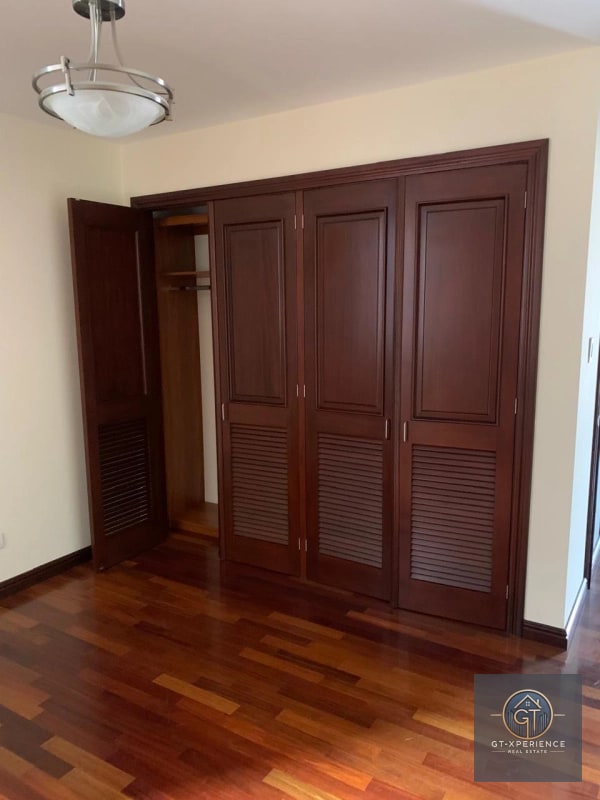 Lindo y amplio apartamento en venta en edificio zona 14 - 2