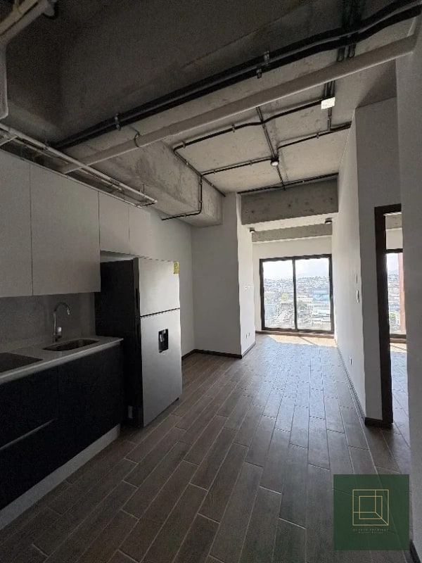 Apartamento en renta en edificio Séptimo zona 4 - 10