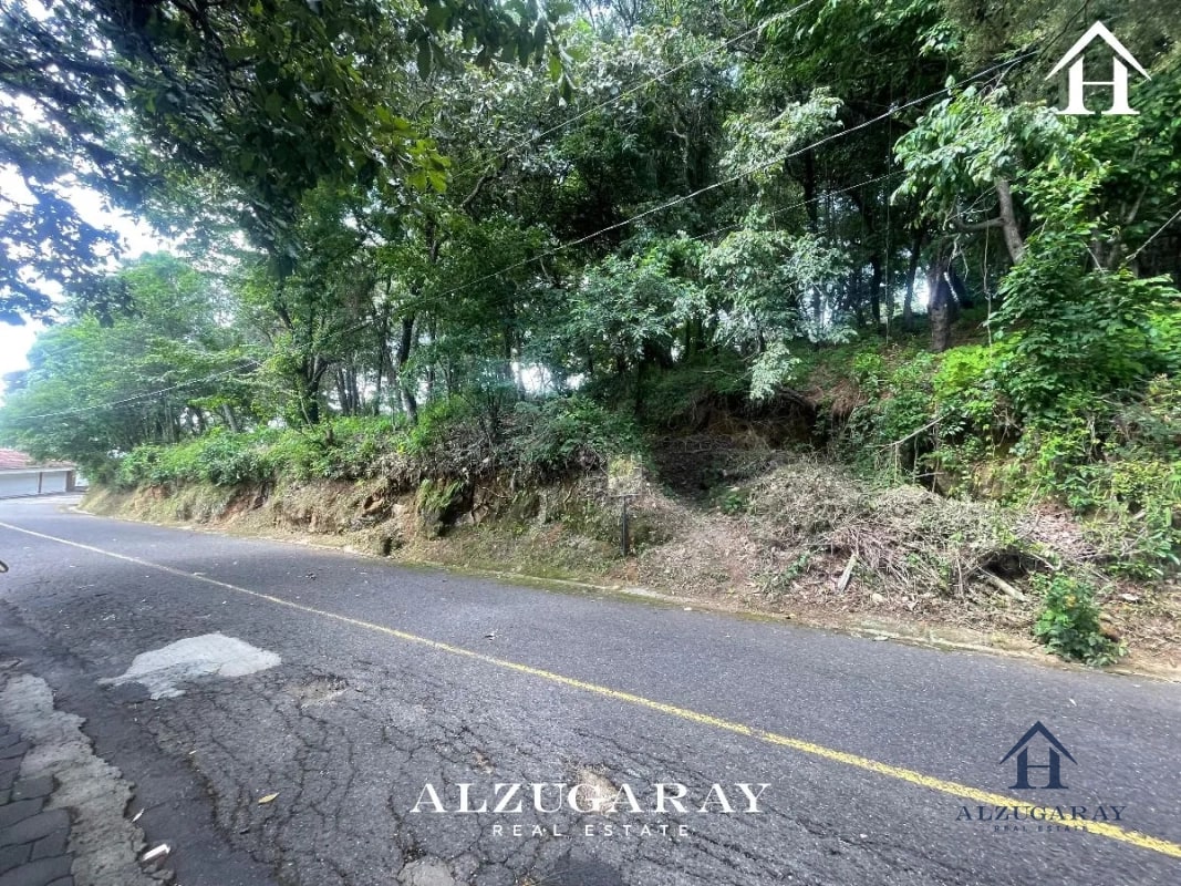 TERRENO RESIDENCIAL AMPLIO 4,198 VR2 / EL ENCINAL MIXCO - 4