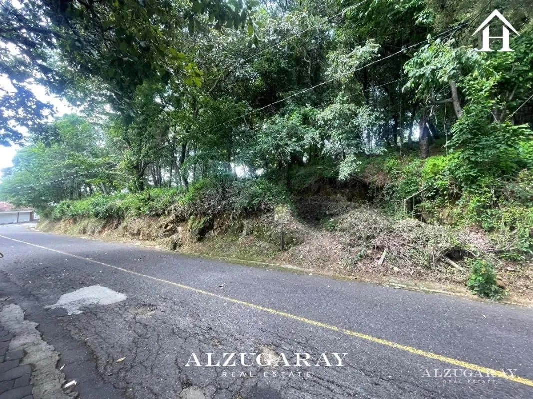 TERRENO RESIDENCIAL AMPLIO 4,198 VR2 / EL ENCINAL MIXCO — Terreno en Venta en Zona 7 Mixco, Guatemala, Ciudad — foto 5 de 10
