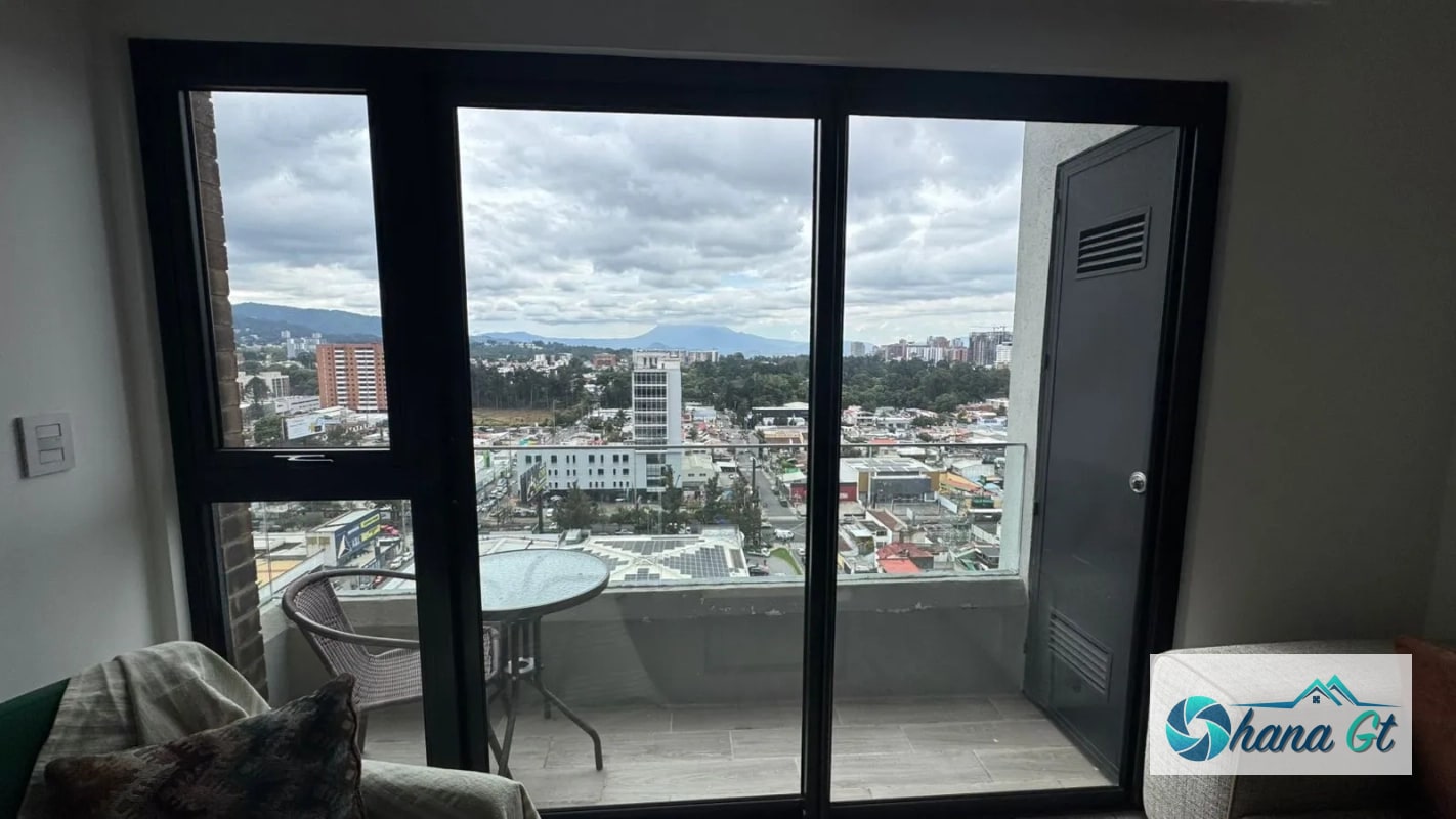 APARTAMENTO AMUEBLADO EN RENTA ZONA 10 EDIF. PARQUE 10 - 8