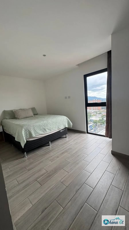 APARTAMENTO AMUEBLADO EN RENTA ZONA 10 EDIF. PARQUE 10 - 9