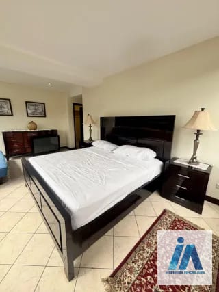 APARTAMENTO AMUEBLADO EN ALQUILER O VENTA📍Edificio Milenia, zona 10 — Apartamento en Venta en Milenia, Zona 10, Guatemala, Ciudad — miniatura 4 de 9