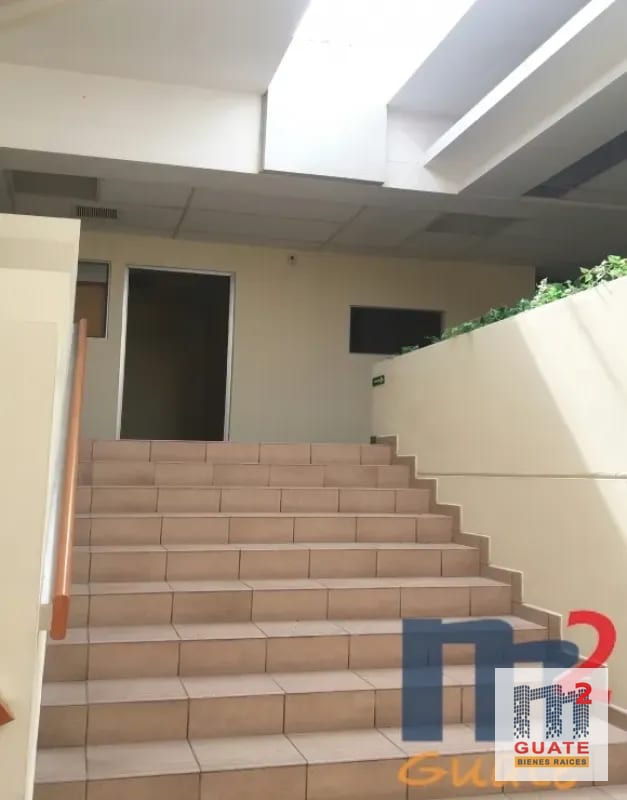 Oficina en Renta, Zona 10 — Oficina en Alquiler en Zona 10, Guatemala, Ciudad — foto 1 de 4