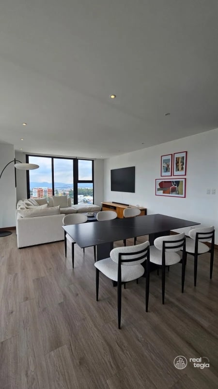 APARTAMENTO ZONA 13 - 9