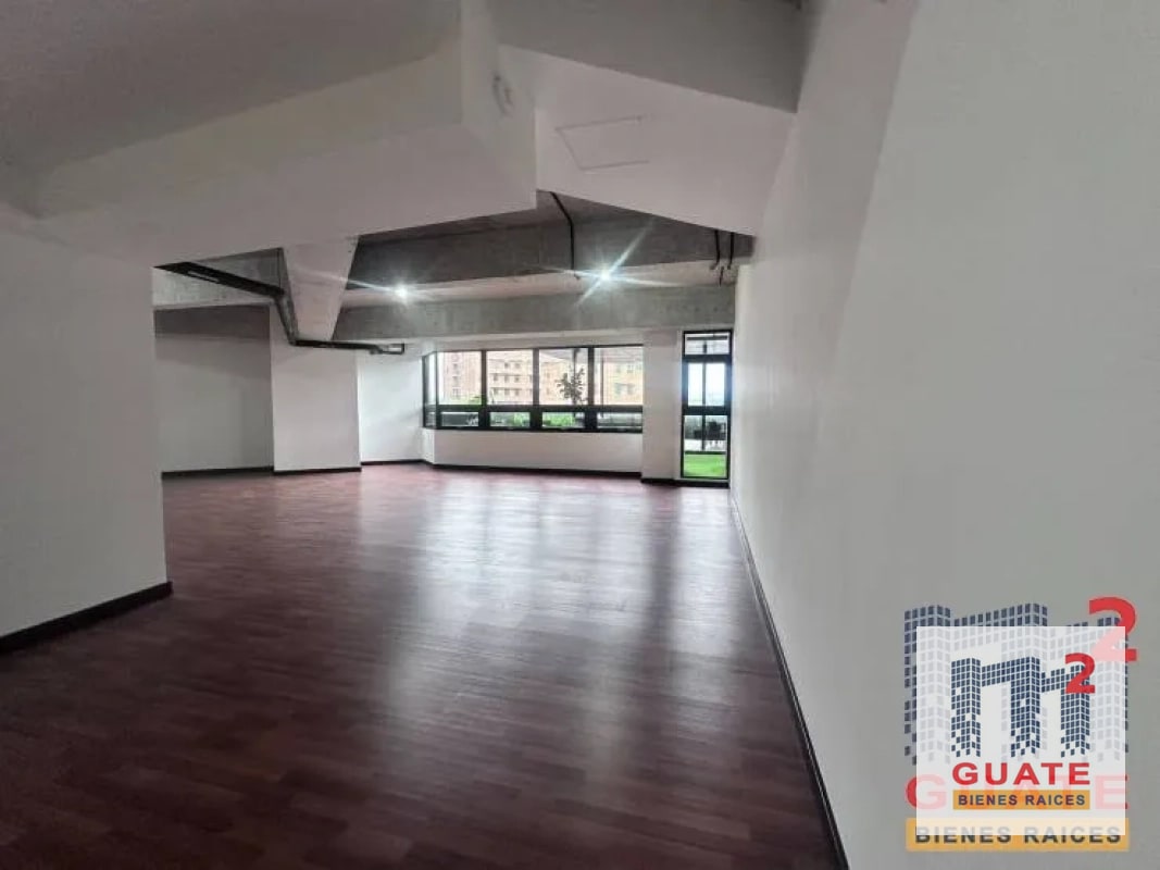 Oficina en Renta, Zona 04 - 8