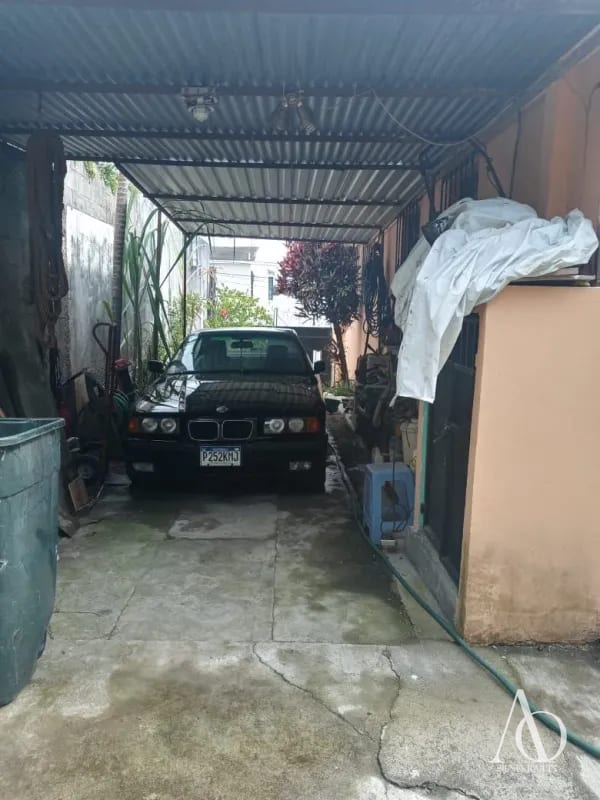 Casa en Venta en Pinares de San Cristóbal, zona 8 de Mixco / EN DIRECTO — Casa en Venta en Pinares de San Cristobal, Zona 8 Mixco, Guatemala, Ciudad — foto 17 de 17