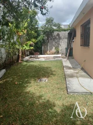 Casa en Venta en Pinares de San Cristóbal, zona 8 de Mixco / EN DIRECTO — Casa en Venta en Pinares de San Cristobal, Zona 8 Mixco, Guatemala, Ciudad — miniatura 15 de 17