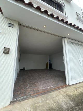 Casa en Venta Zona 16 Hacienda Real — Casa en Venta en Hacienda Real, Zona 16, Guatemala, Ciudad — miniatura 3 de 11