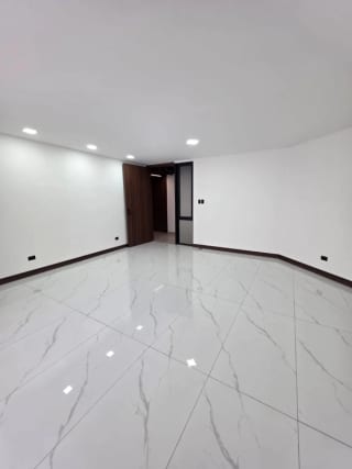 RENTO OFICINA/CLINICA ZONA 4 Ubicación estratégica — Oficina en Alquiler en Zona 4, Guatemala, Ciudad — miniatura 12 de 13
