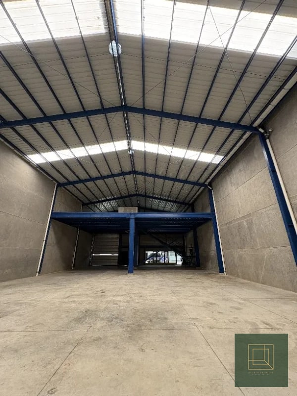 Ofibodega en renta km 16 - 7