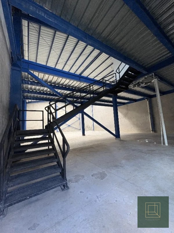 Ofibodega en renta km 16 - 5
