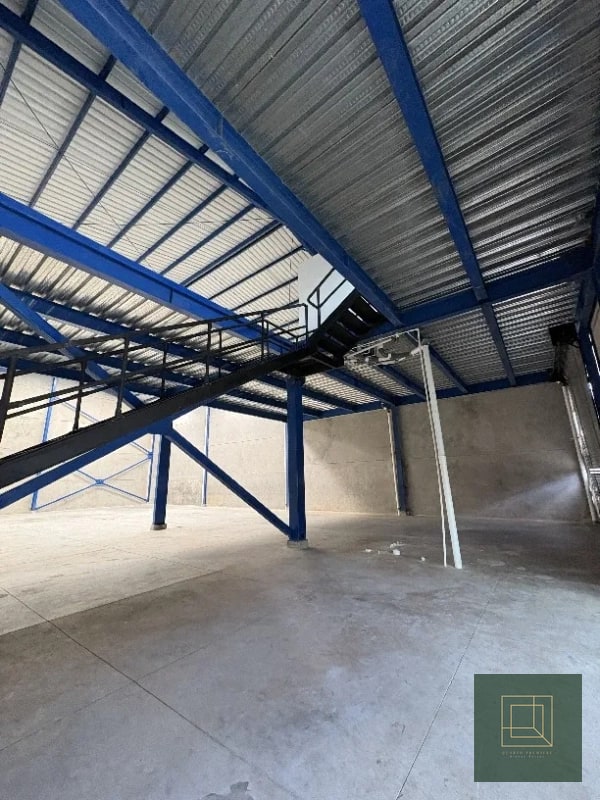 Ofibodega en renta km 16 - 4