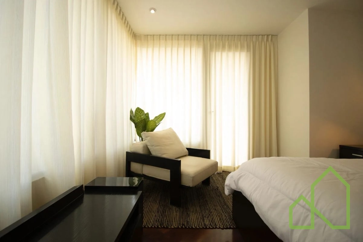 Apartamento Amueblado en Alquiler en Santa Maria zona 10 — Apartamento en Alquiler en Zona 10, Guatemala, Ciudad — foto 3 de 7