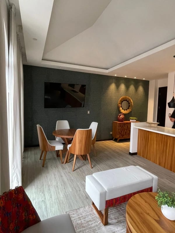 Apto amoblado en renta en LIRIOS DE CAYALÁ 2 zona 16 — Apartamento en Alquiler en Lirios de Cayalá II, Zona 16, Guatemala, Ciudad — foto 9 de 13