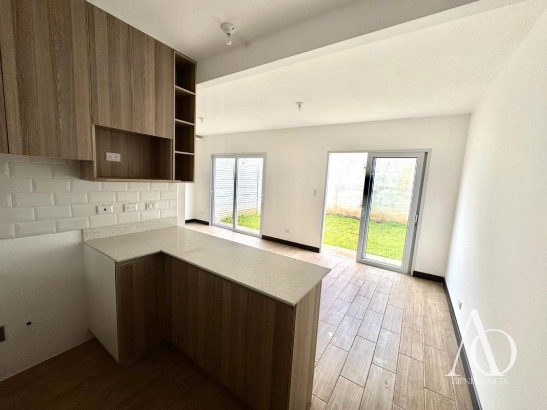 Casa en Venta en Bosques de Santa Elena, Km. 26 CES / EN DIRECTO - 2