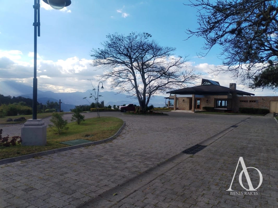 Terreno en Venta Residencial El Recreo Santa Elena del Lago, Km. 32.5 carretera a Santa Elena Barillas / EN DIRECTO - 2