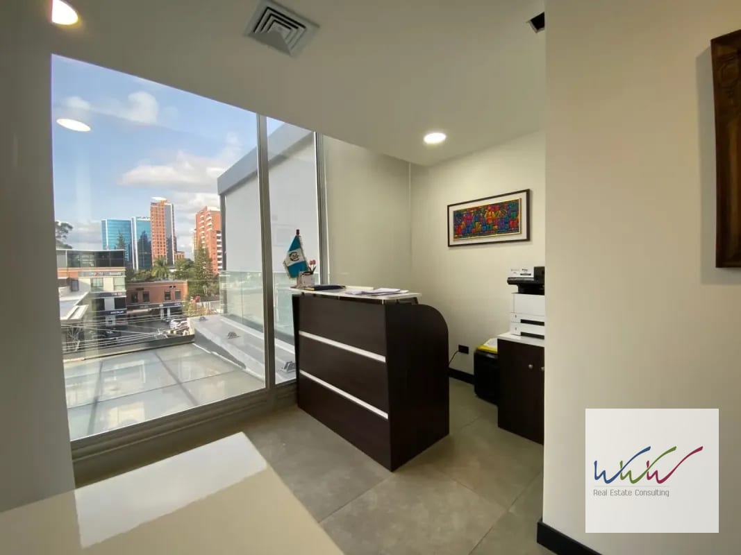 Oficina en Venta en Edificio Vasanta zona 10 — Oficina en Venta en Zona 10, Guatemala, Ciudad — foto 12 de 13