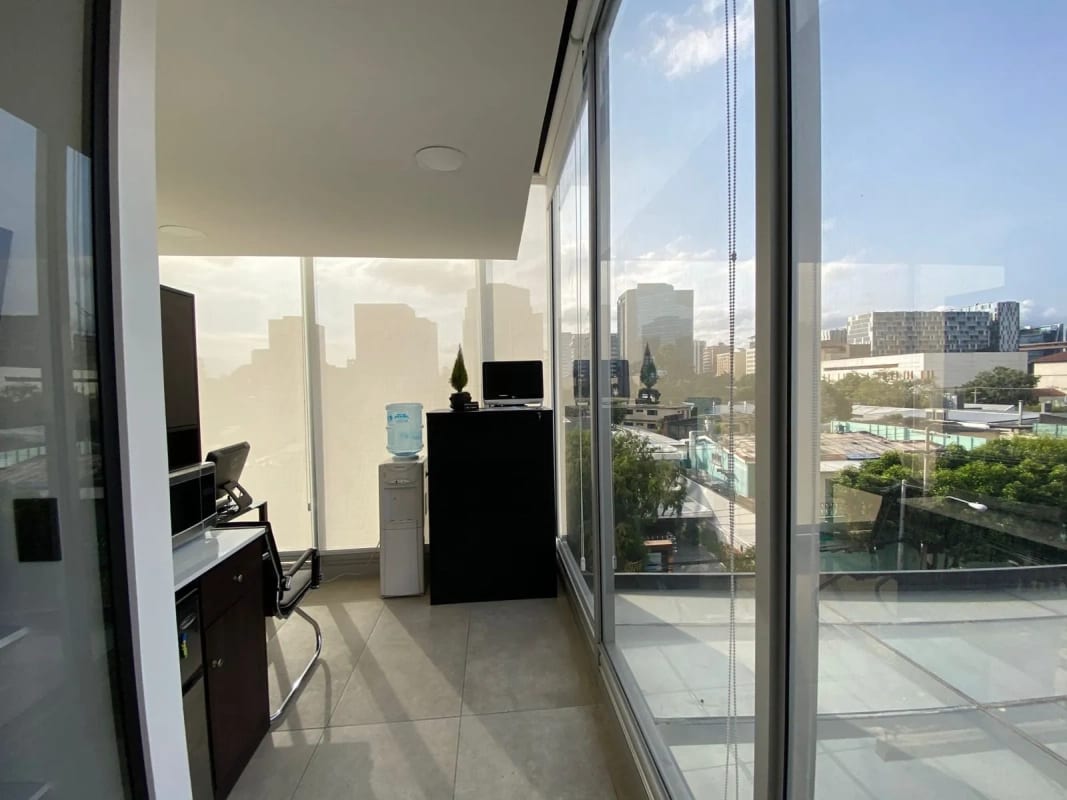 Oficina en Venta en Edificio Vasanta zona 10 — Oficina en Venta en Zona 10, Guatemala, Ciudad — foto 6 de 13