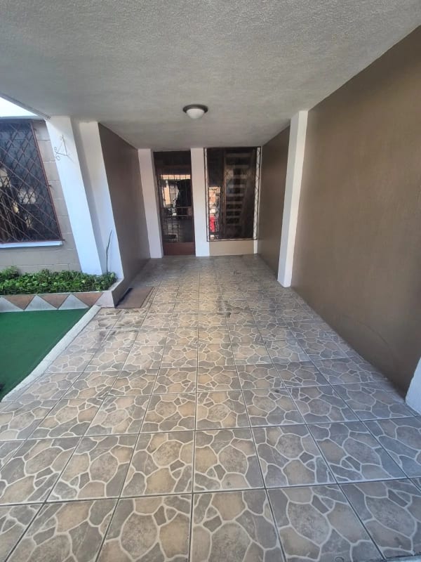 casa en venta en zona 2 de Mixco — Casa en Venta en Zona 2 Mixco, Guatemala, Ciudad — foto 11 de 14