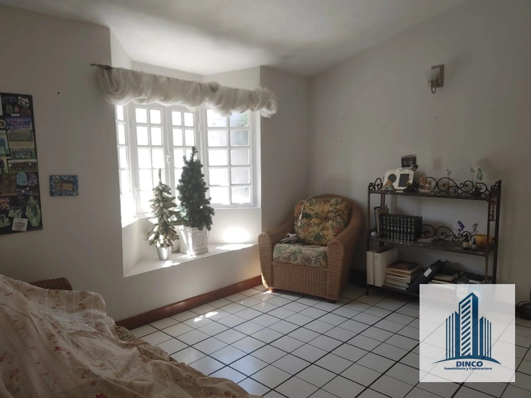 Vendo Casa en Monte Maria Z.12 - 4