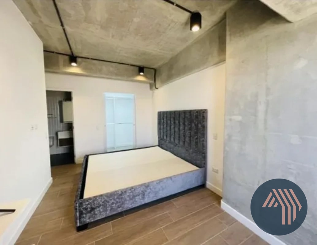 ALQUILER DE MODERNO APTO. AMUEBLADO - GRANAT, ZONA 4 - 10
