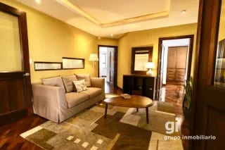 Apartamento amueblado en renta zona 10 — Apartamento en Alquiler en Zona 10, Guatemala, Ciudad — miniatura 2 de 6