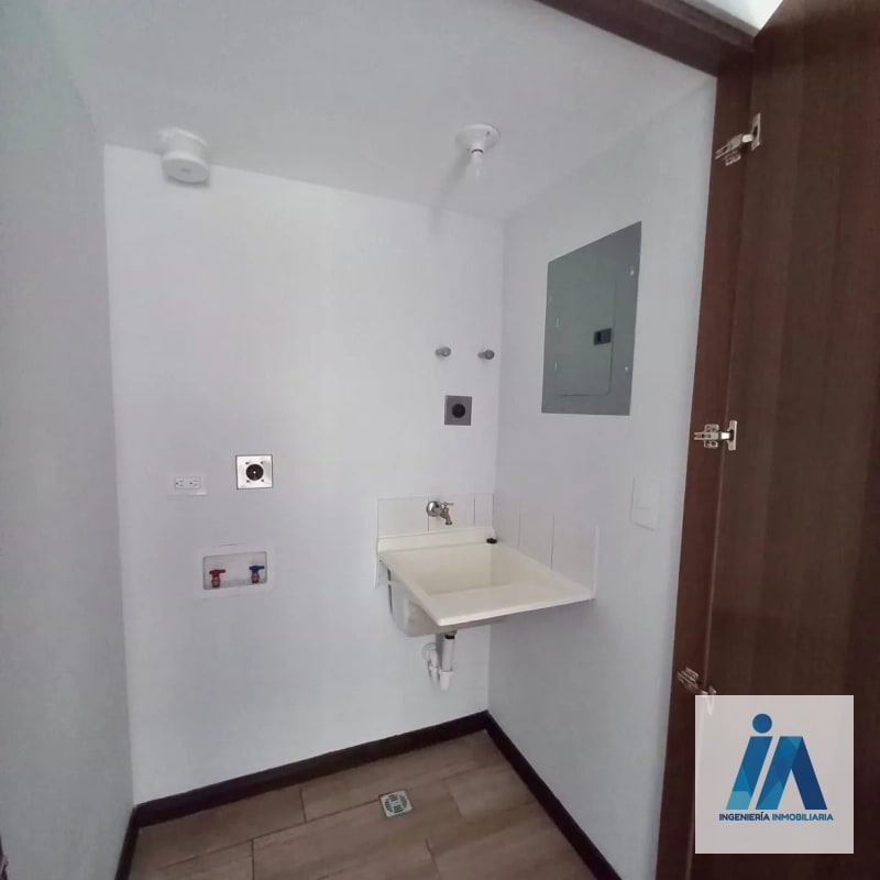 APARTAMENTO CON JARDÍN EN ALQUILER O VENTA🍃📍Edificio Bari, Km. 18.5 Carretera a El Salvador — Apartamento en Alquiler en Carretera a El Salvador, Guatemala, Ciudad — foto 3 de 11