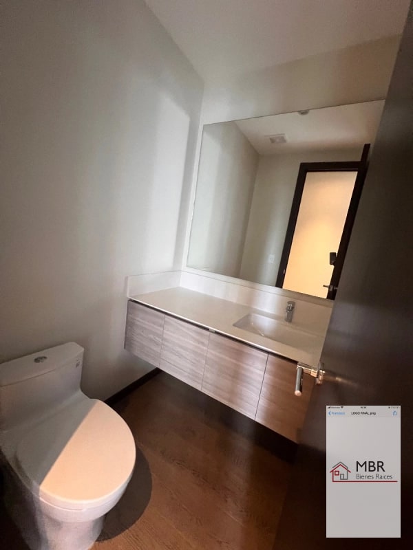 Apartamento venta zona 10, St Sofia 7ma — Apartamento en Venta en Santa Sofía 7AV, Zona 10, Guatemala, Ciudad — foto 15 de 17
