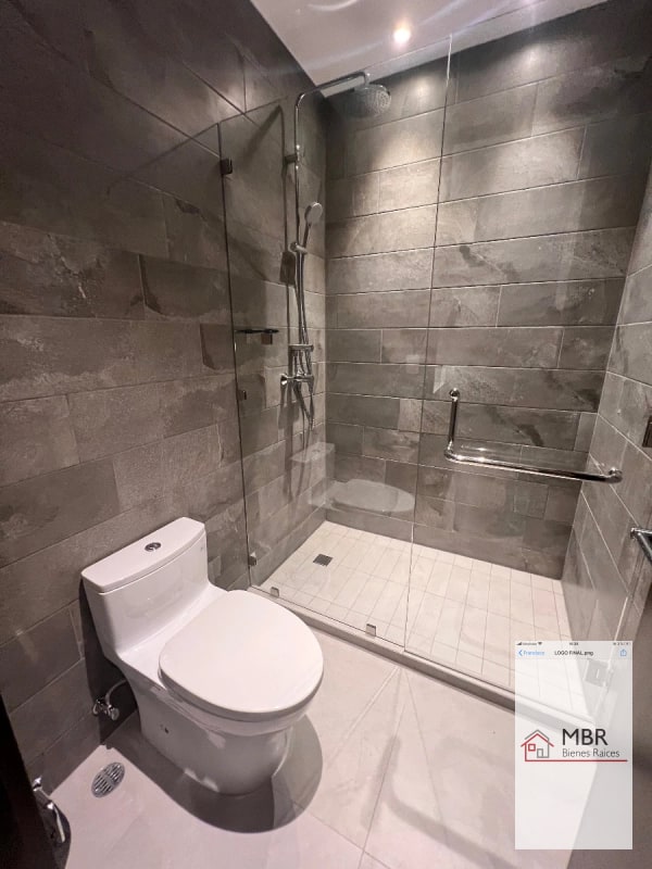 Apartamento venta zona 10, St Sofia 7ma — Apartamento en Venta en Santa Sofía 7AV, Zona 10, Guatemala, Ciudad — foto 11 de 17