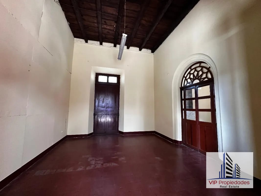 Zona 1, Amplia casa estilo colonial en alquiler — Casa en Alquiler en Zona 1, Guatemala, Ciudad — foto 10 de 10