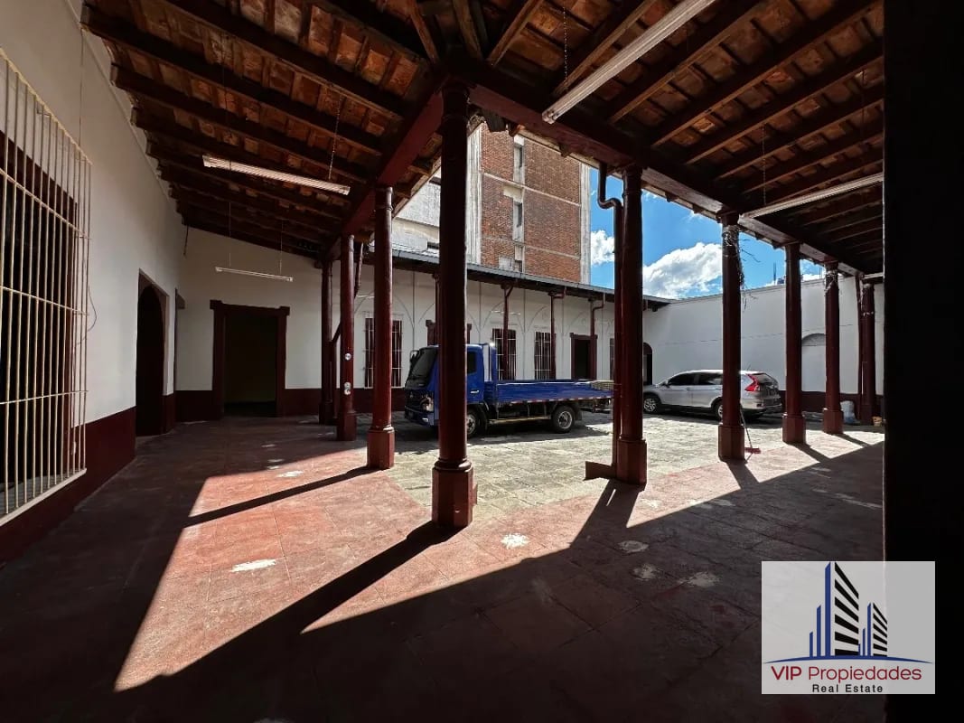 Zona 1, Amplia casa estilo colonial en alquiler — Casa en Alquiler en Zona 1, Guatemala, Ciudad — foto 4 de 10