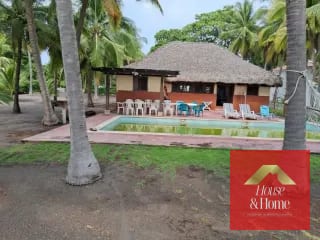 CASA DE PLAYA EN VENTA MONTERRICO - (Rancho) — Casa vacacional en Venta en Monterrico, Santa Rosa — miniatura 1 de 11