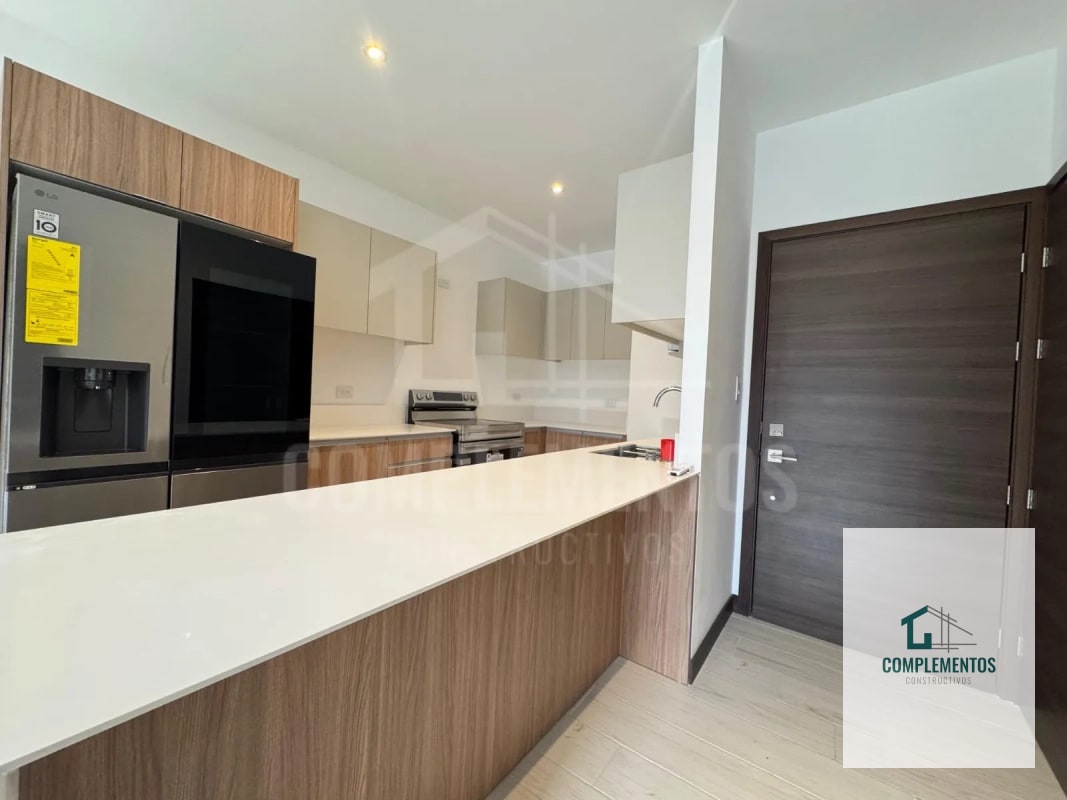 Apartamento en renta zona 15 - 10