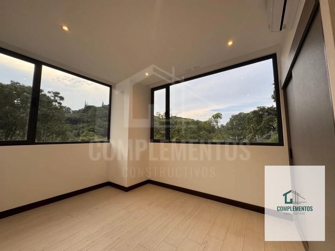 Apartamento en renta zona 15 - 7