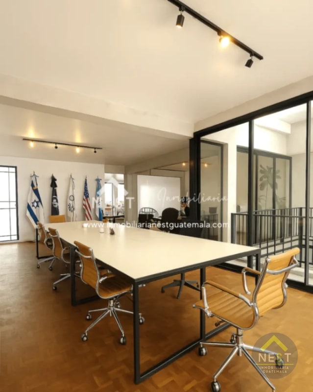 Casa comercial en Renta | zona 10 - 16