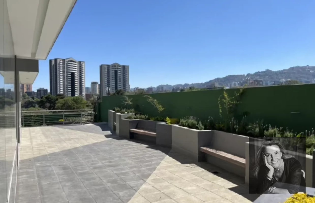Exclusivo Edificio en Renta zona 10 - 1