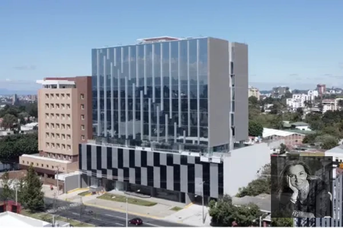 Exclusivo Edificio en Renta zona 10 - 16