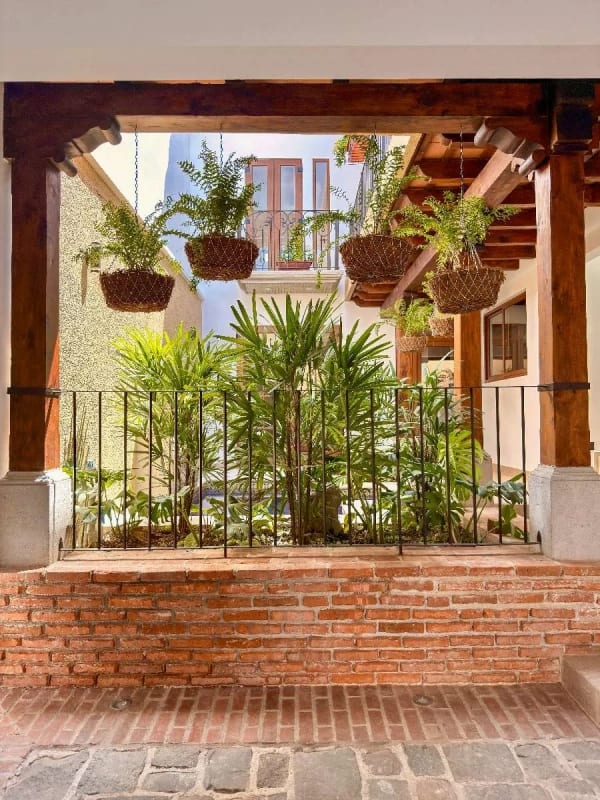 Venta de casa en Antigua Guatemala - 2