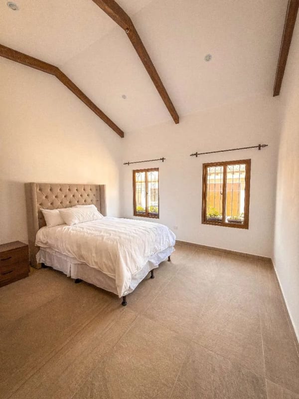 Venta de casa en Antigua Guatemala - 8