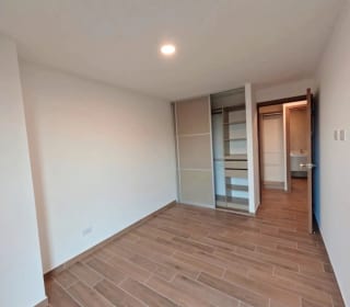 APARTAMENTO en VENTA EDIFICIO PARQUE 14- Zona 14 — Apartamento en Venta en Zona 14, Guatemala, Ciudad — miniatura 4 de 10
