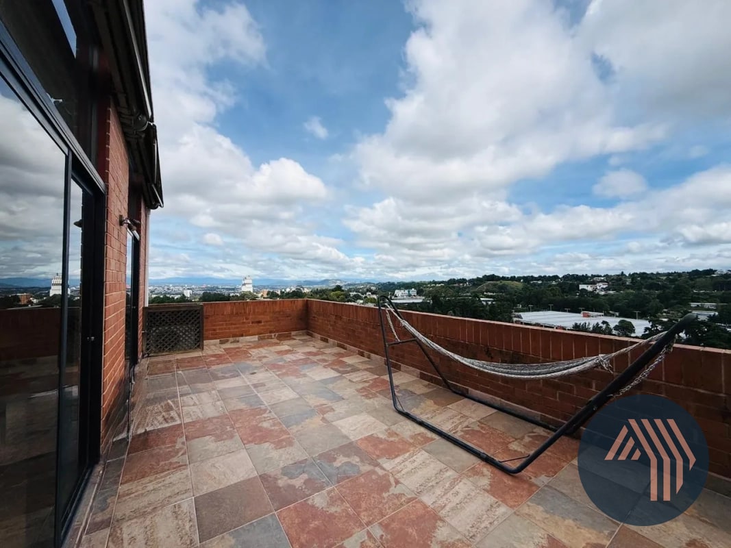 ALQUILER DE PENTHOUSE CON AMPLIA TERRAZA - CATALONIA, ZONA 15 - 13